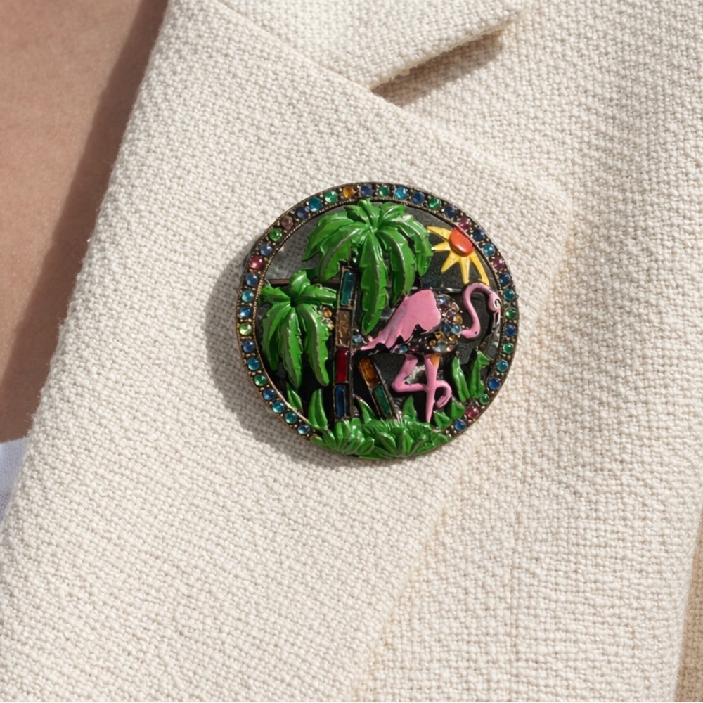 Vintage Enamel Flamingo Brooch – Mid-Century Tropical Rhinestone Pin